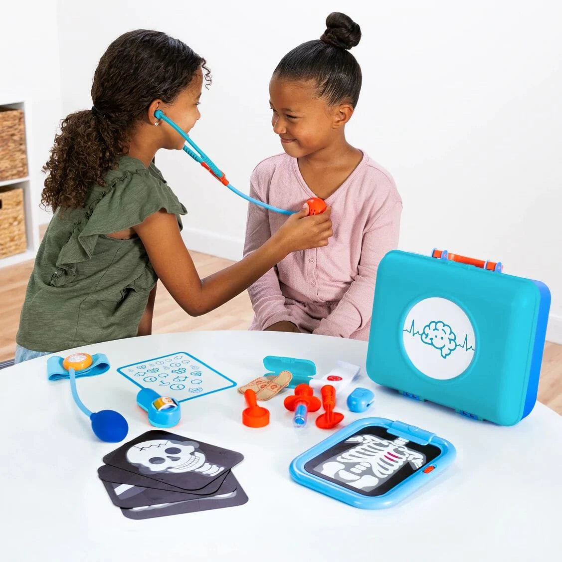 Fat Brain Pretendables Doctor Set - The Doctor is in!-FATBRAIN-Little Giant Kidz