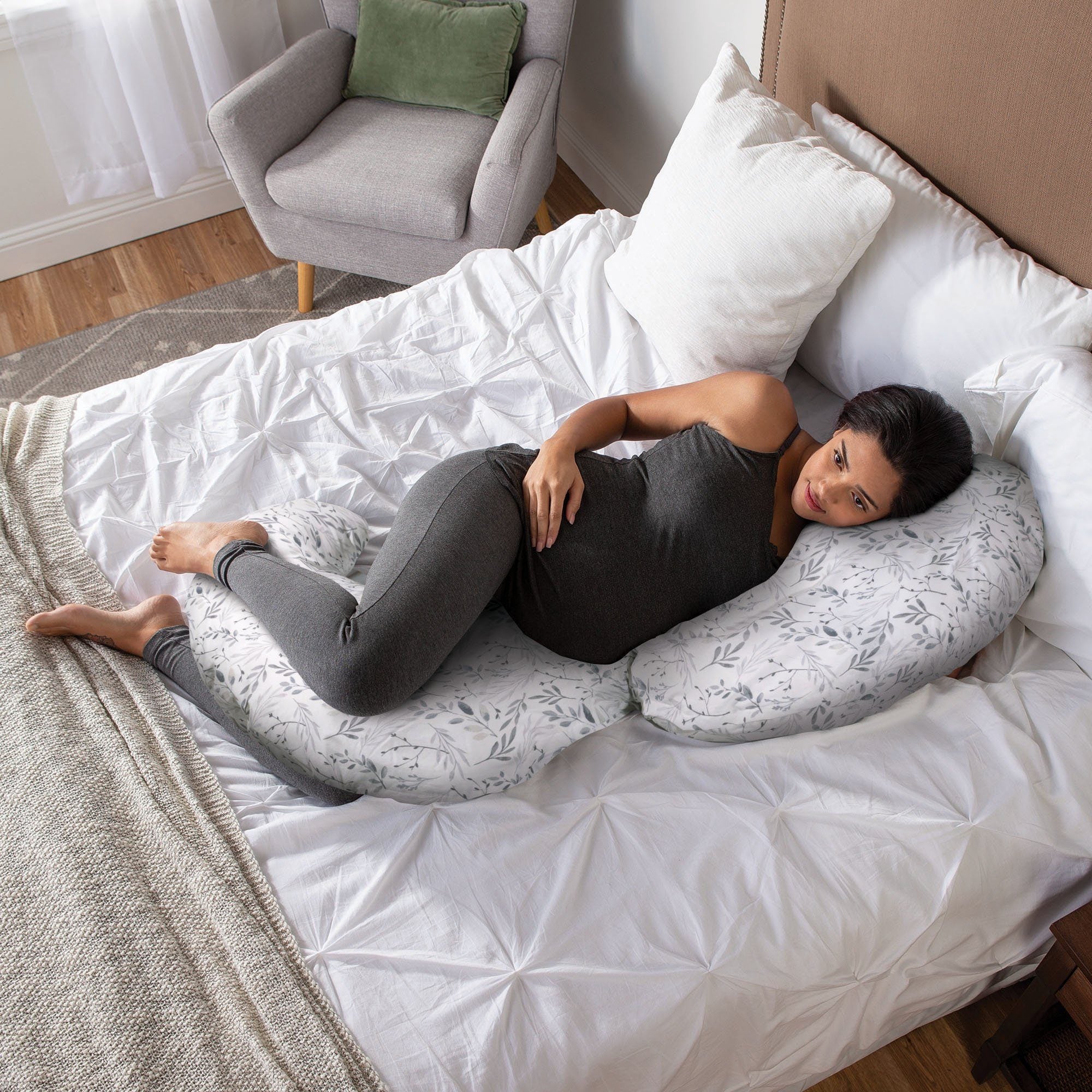 Giant pregnancy outlet pillow